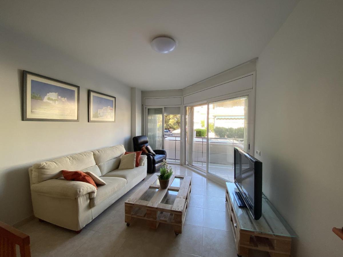 R123 Apartamento En La Planta Baja Con Piscina Cerca De La Playa Калафел Екстериор снимка